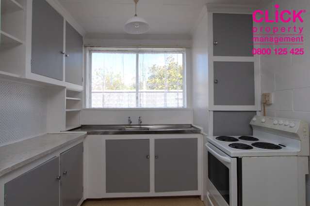 3/9 De Carle Street 10307_2