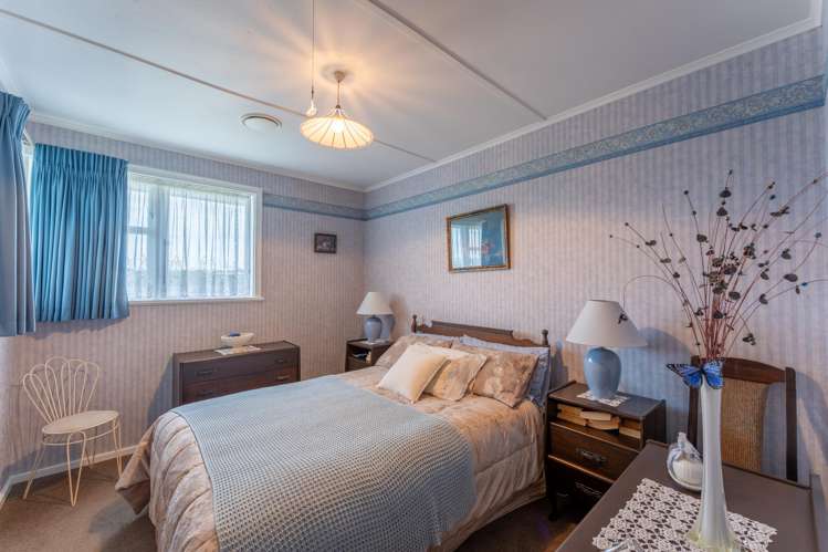 15 Hawea Street Glenwood_11