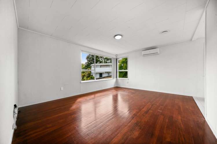 17 Fairdale Place Birkdale_9