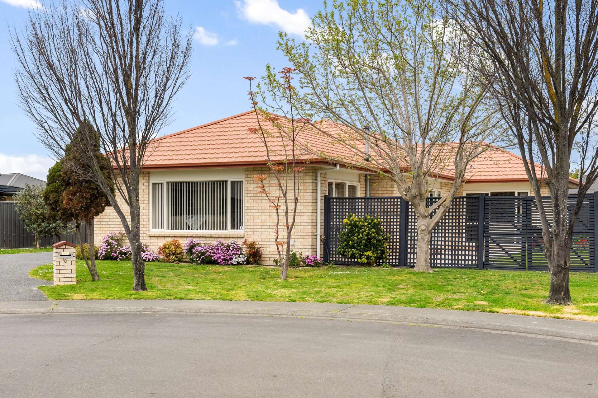 8 Cape Place Poraiti_0