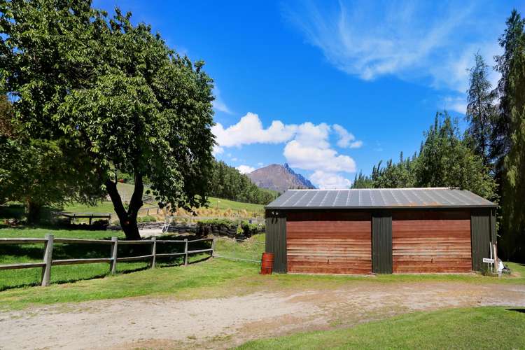 32 Slope Hill Road Dalefield/Wakatipu Basin_16