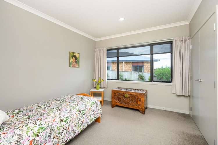 8 Stonebridge Heights Feilding_11