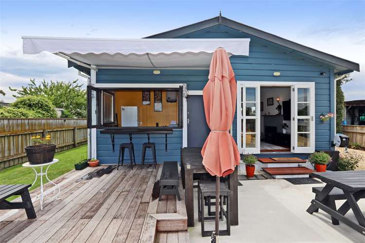 906b Copeland Road Akina_16