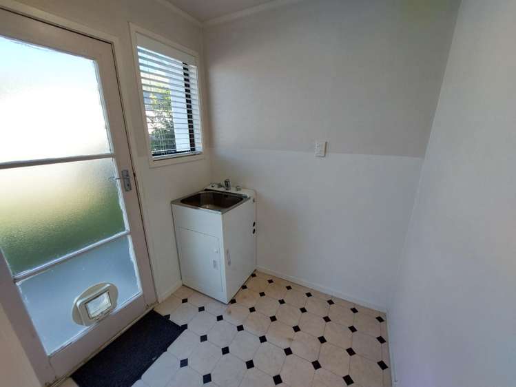 30 Granville Drive Massey_10