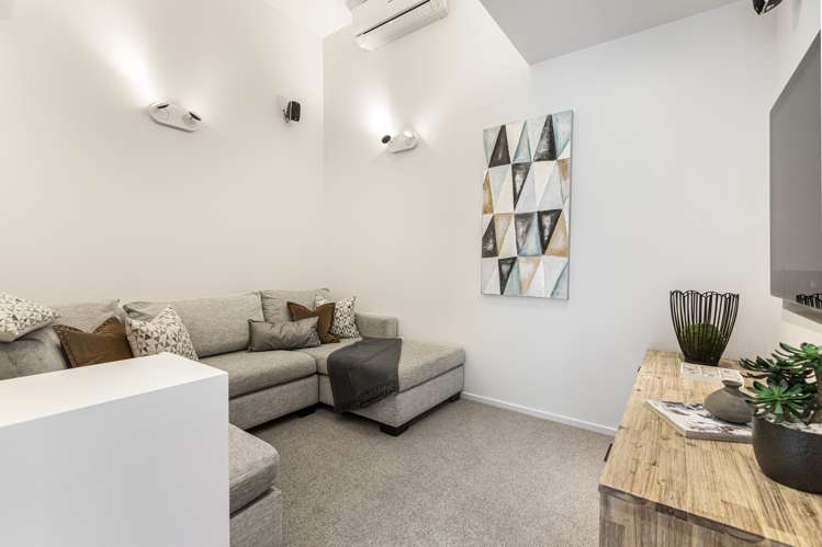 32 Hoani Glade Saint Johns_14