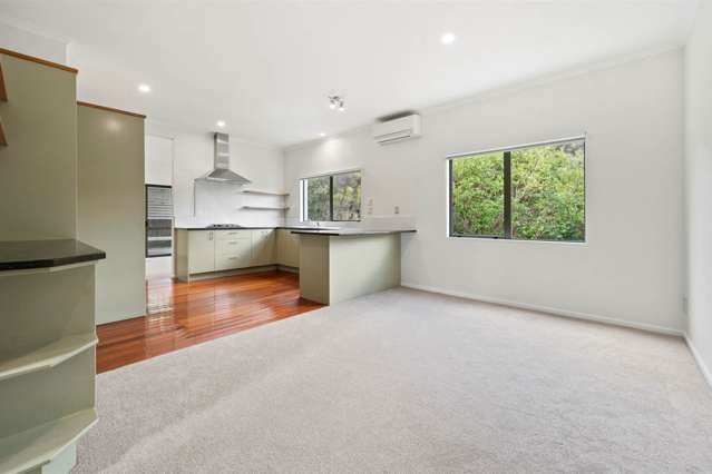 21 William Gamble Drive Greenhithe_4