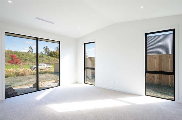 32 Greenway Crescent Richmond_9