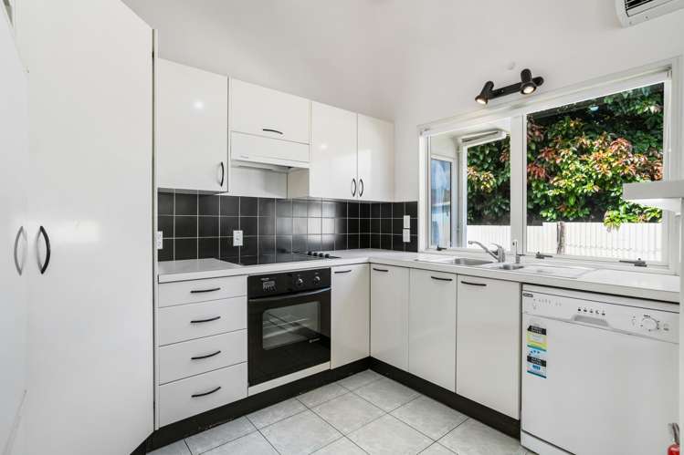 121 Exeter Road Whangamata_10