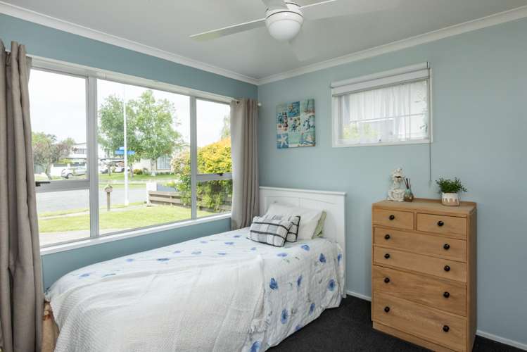 18 Robinson Crescent Tamatea_10