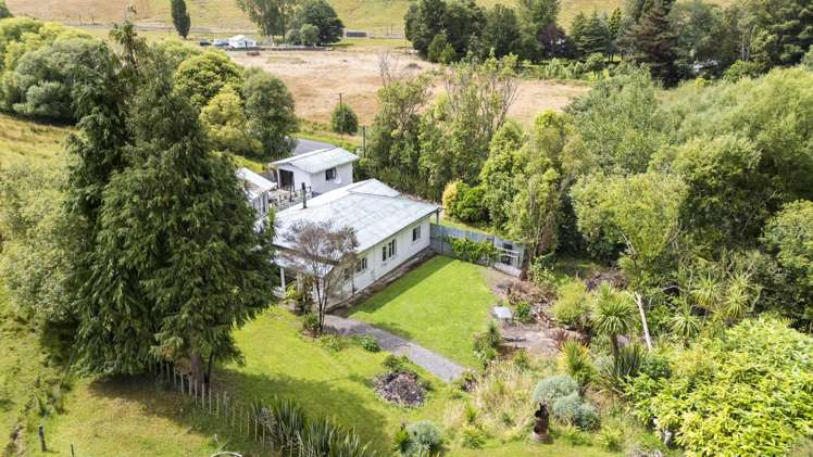 3677 State Highway 1 Hunterville_14