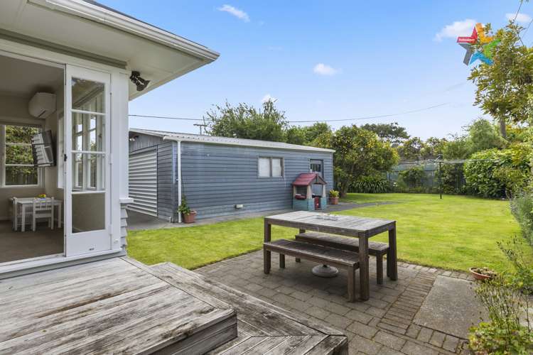 27 Chapman Crescent Naenae_10
