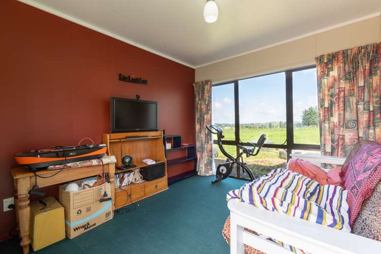 47 Cowper Side Road Dannevirke_12