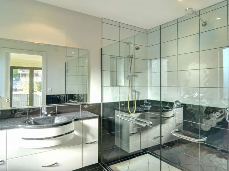 167 Fernhill Road Fernhill/Sunshine Bay_17