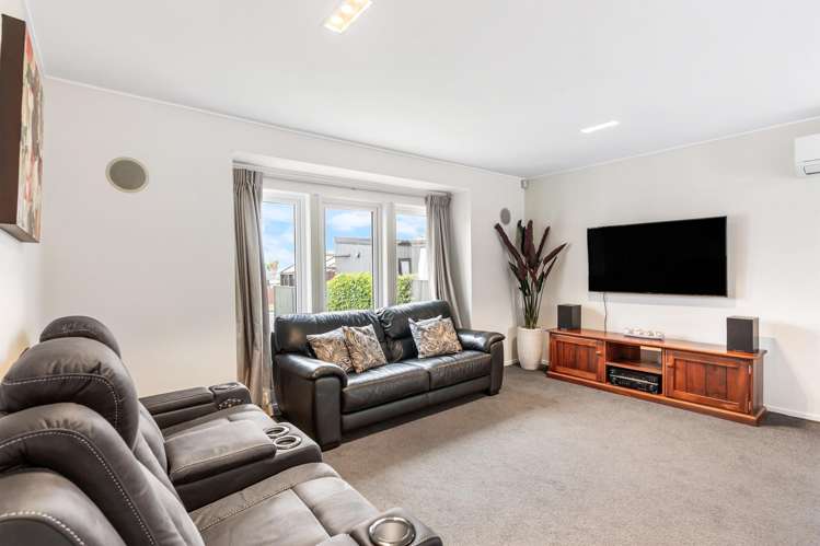 174 Prince Regent Drive Farm Cove_12