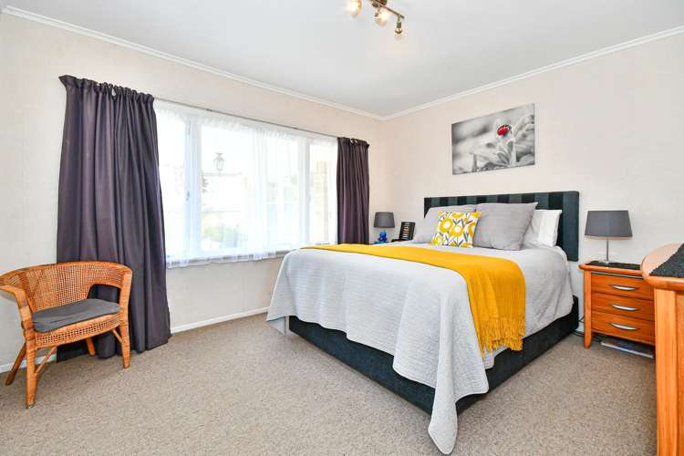 21 Clark Road Pahurehure_7