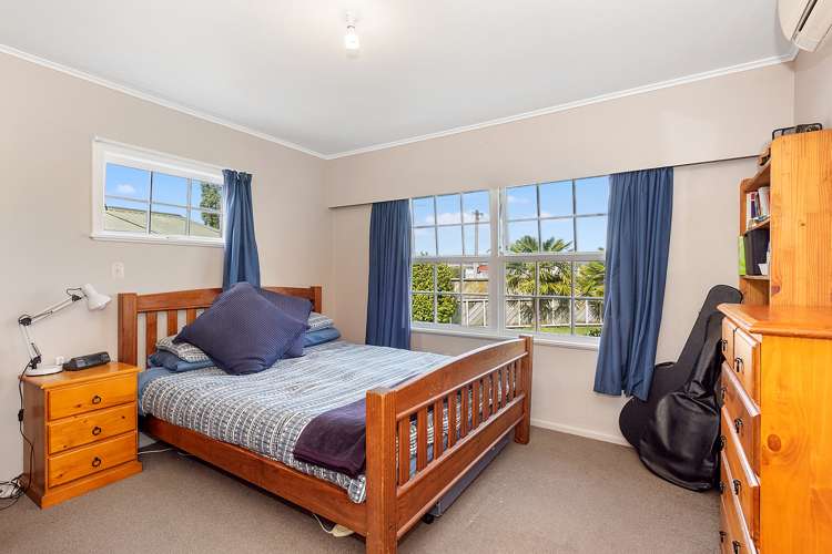 7 Southsea Crescent Silverdale_5