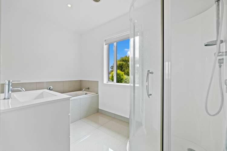 12 Botanical Heights Drive Waipahihi_10