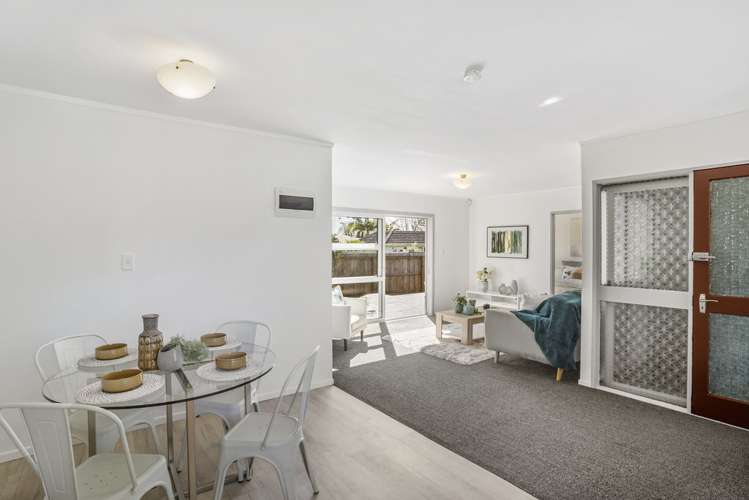 1/1 Golf Road New Lynn_8