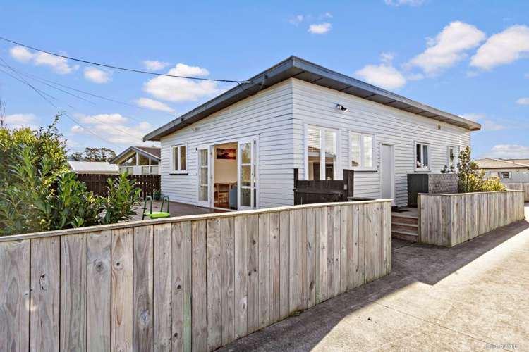 237 Sturges Road Henderson_5