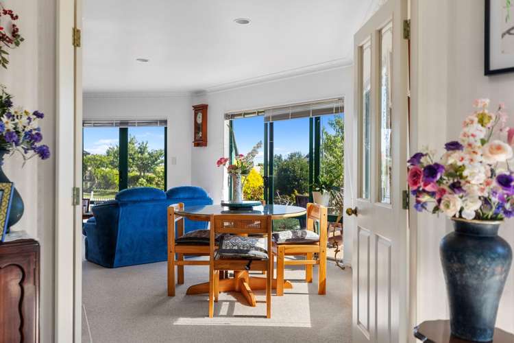 17 Village Park Drive Welcome Bay_7