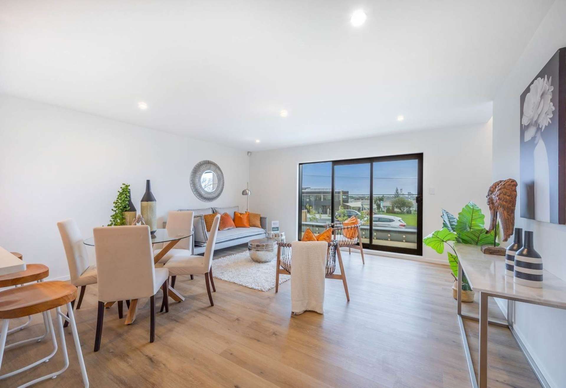 4/5 Marsh Avenue Forrest Hill_0