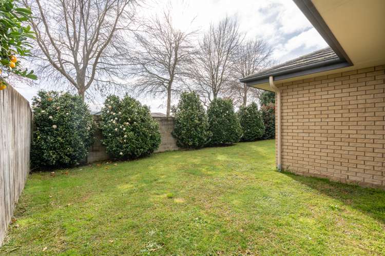 32 Nielsen Gardens Rototuna_46