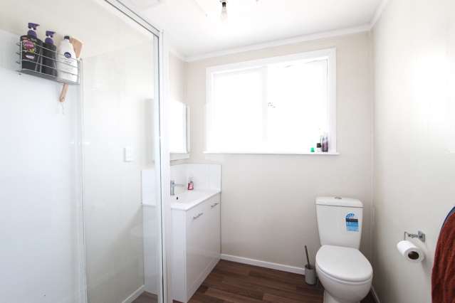 7 King Street Pahiatua_3