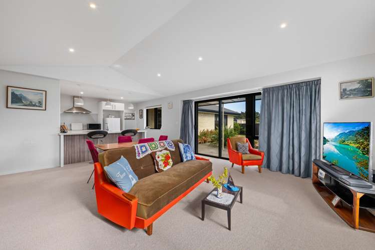 50 Harvard Road Burleigh_6