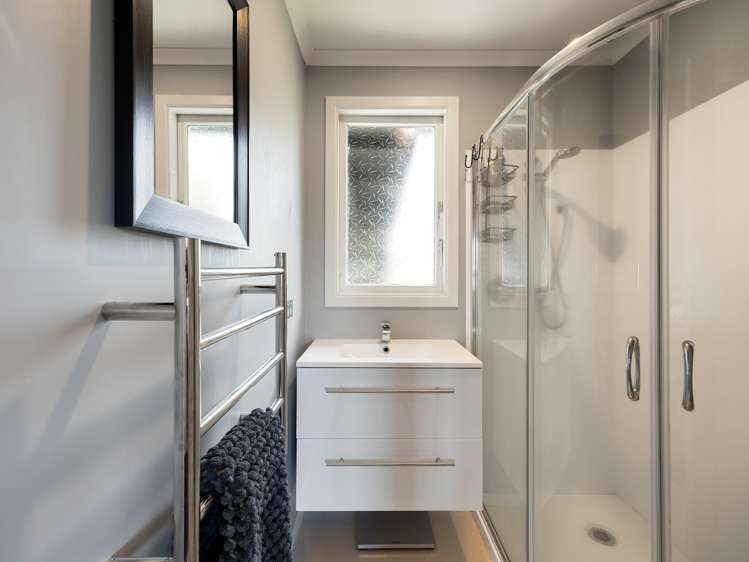 26 Carlyle Avenue Chartwell_10