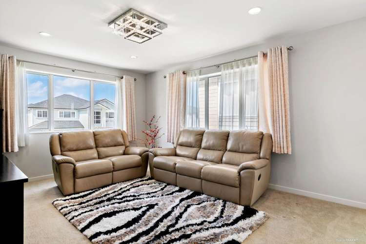 7 Carrickdawson Drive Flat Bush_10