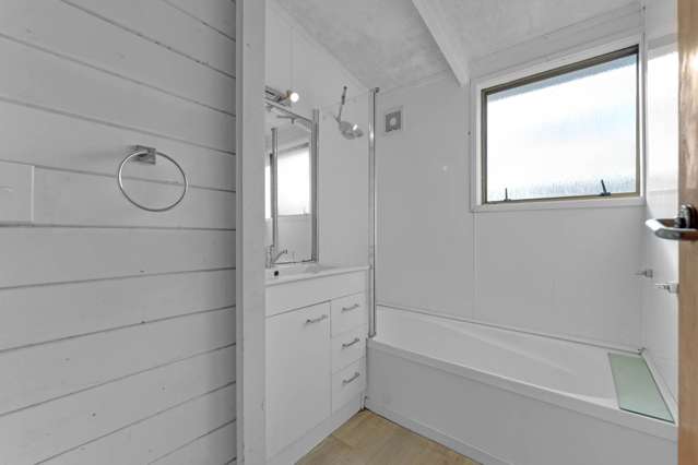 86 Burundi  Avenue Manurewa_4