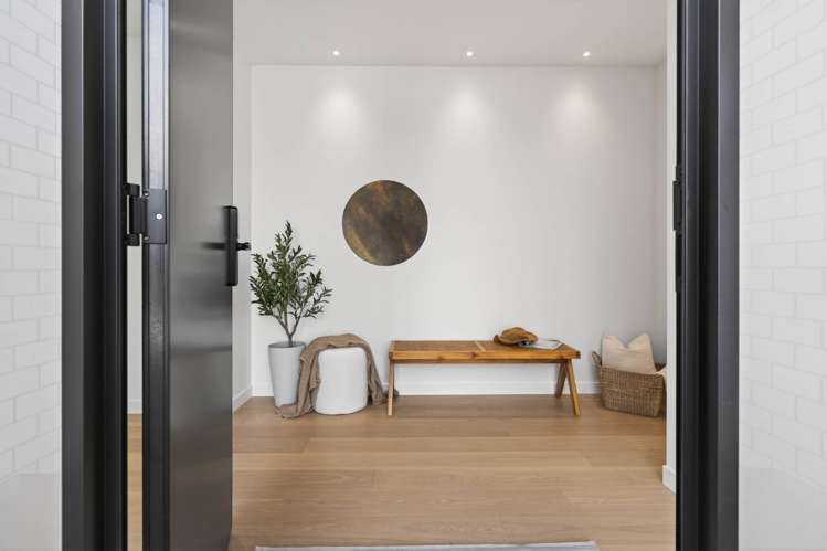 16 Beveridge Road One Tree Point_2