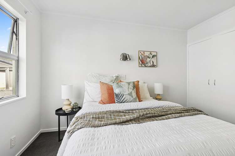 2/102 Endeavour Street Lyall Bay_10