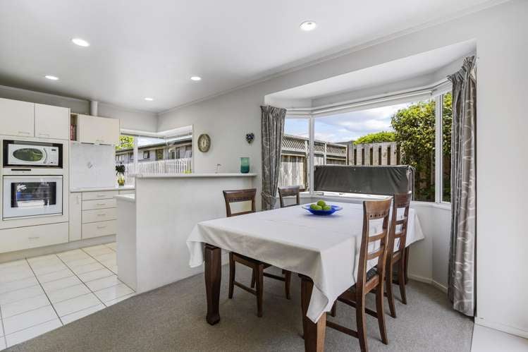 2/27 Sorrel Crescent Bucklands Beach_7