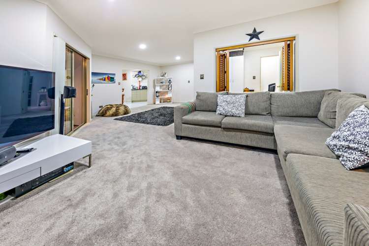 19 Muirlea Drive Flat Bush_7