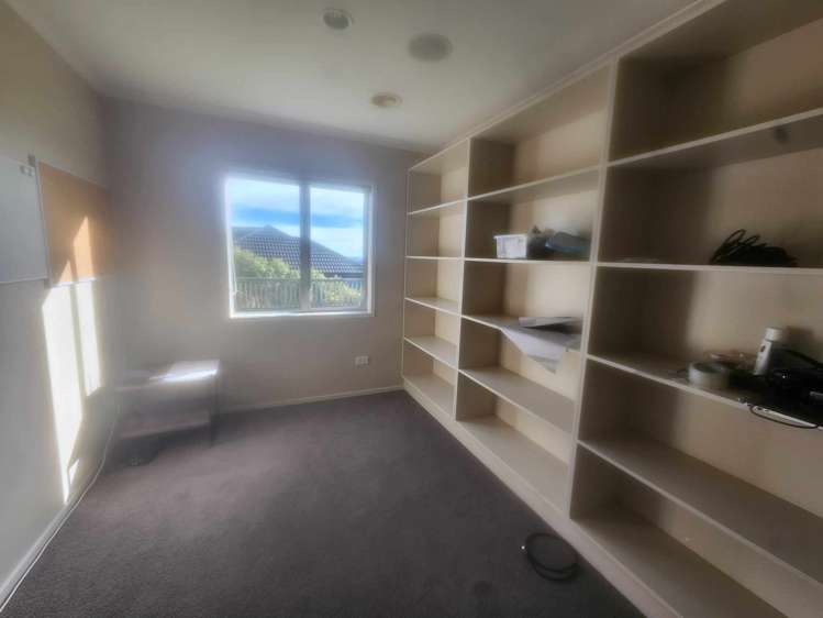 12 Kahurangi Heights Aotea_16