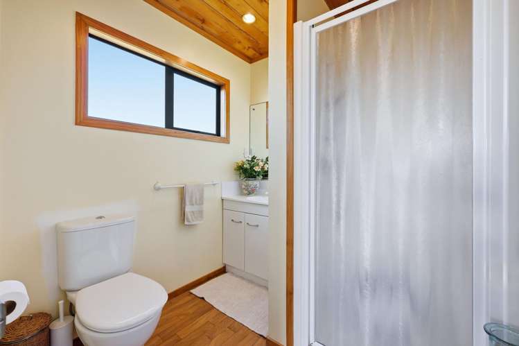 166 Torkar Road Clarks Beach_28