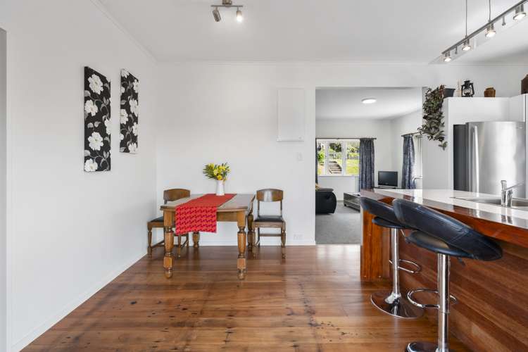 8 Lark Street Taihape and Surrounds_6