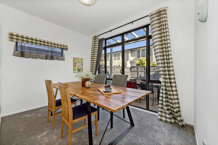 6/2 Armoy Drive East Tamaki_9