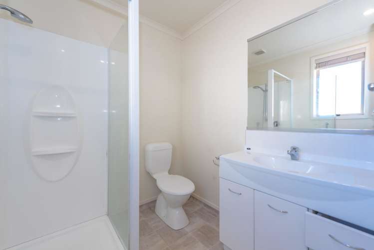 12 Parkside Drive Huntington_14