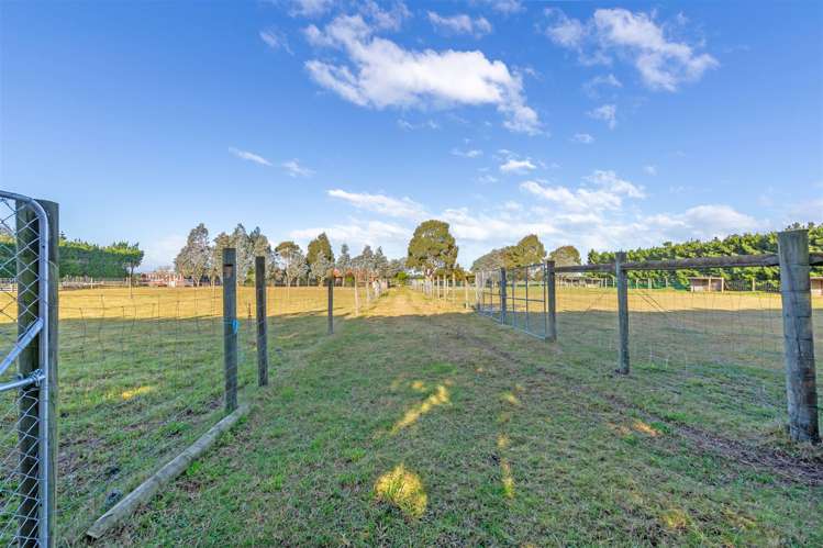 362 Brookside Road Burnham_14