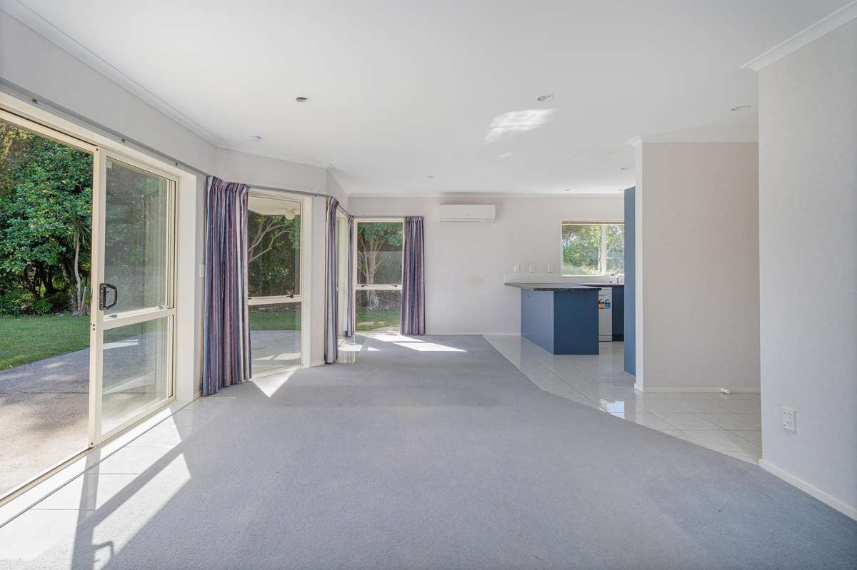 33 Hawk Hill Crescent_3