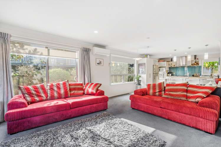 82b Kirton Drive Riverstone Terraces_1