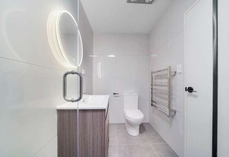 7/3 Cape Road Mangere_6