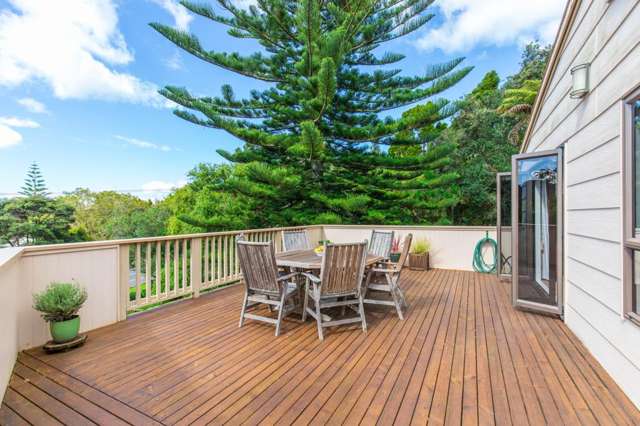 221 Woodlands Park Road Titirangi_2