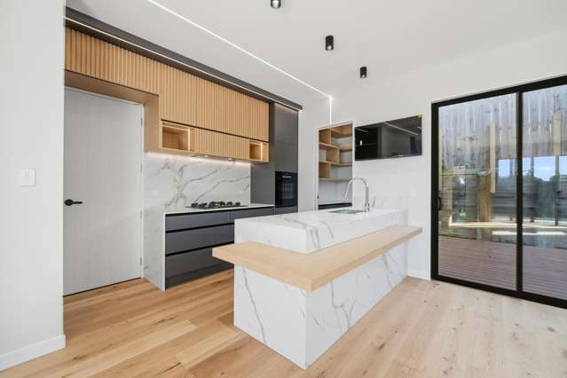 2/8 Park Rise Campbells Bay_2