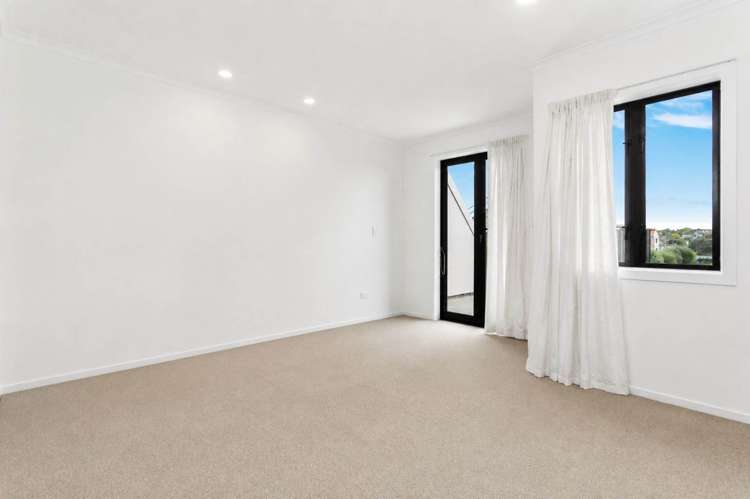 16/1 Ambrico Place New Lynn_4