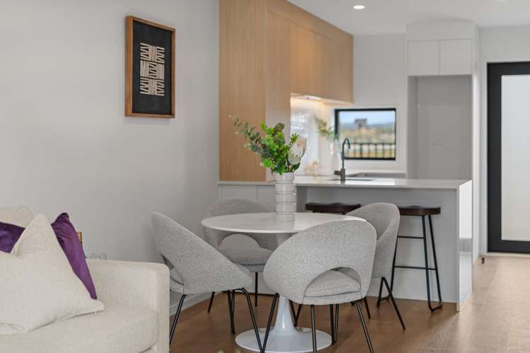 3/3 Firebrick Way Hobsonville_7