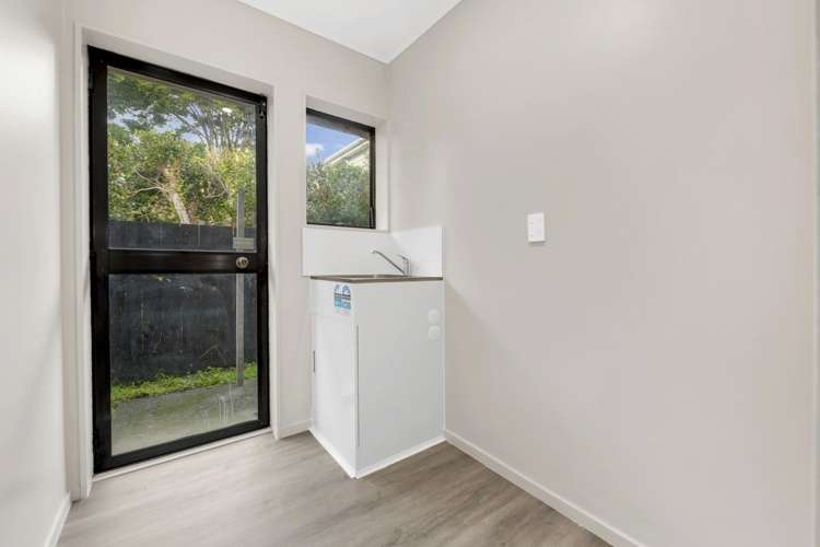 1/3 Kelvin Road Papakura_12