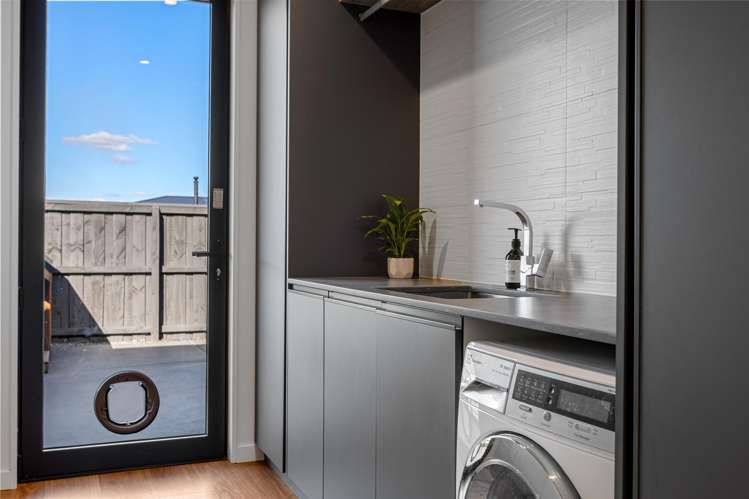 7 Veuve Drive Lincoln_20